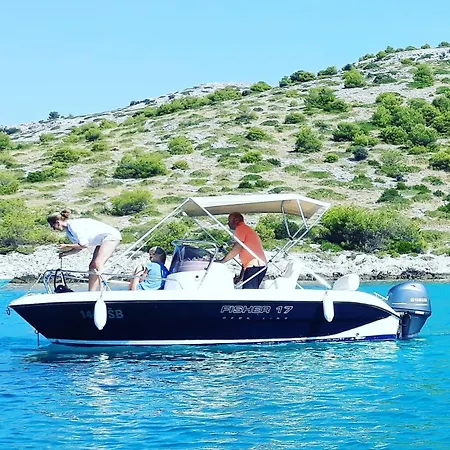 Διαμέρισμα Skroza 2 *